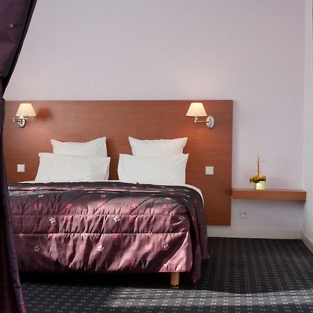 Hotel Restaurant Logis La Palette Wettolsheim ภายนอก รูปภาพ