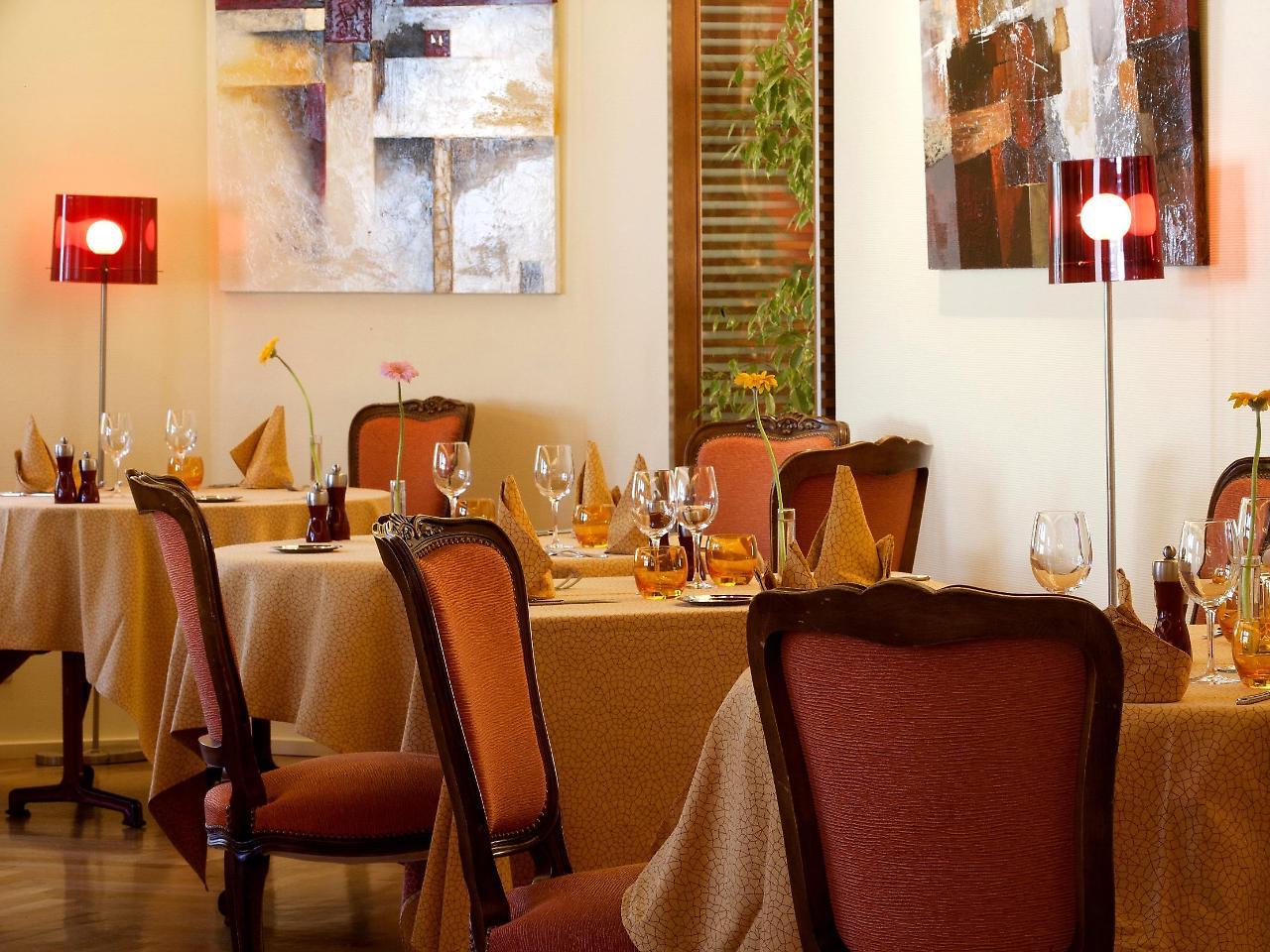 Hotel Restaurant Logis La Palette Wettolsheim ภายนอก รูปภาพ