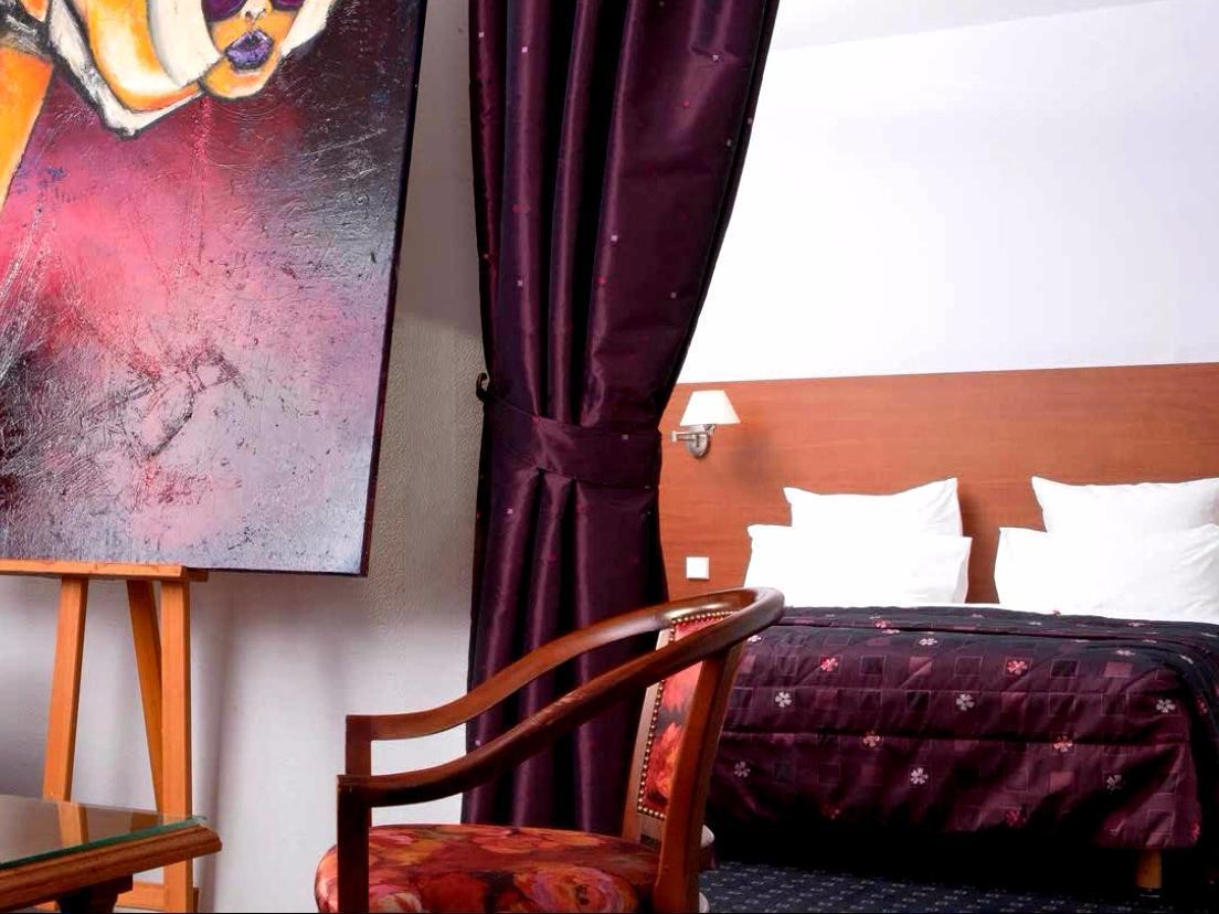 Hotel Restaurant Logis La Palette Wettolsheim ภายนอก รูปภาพ