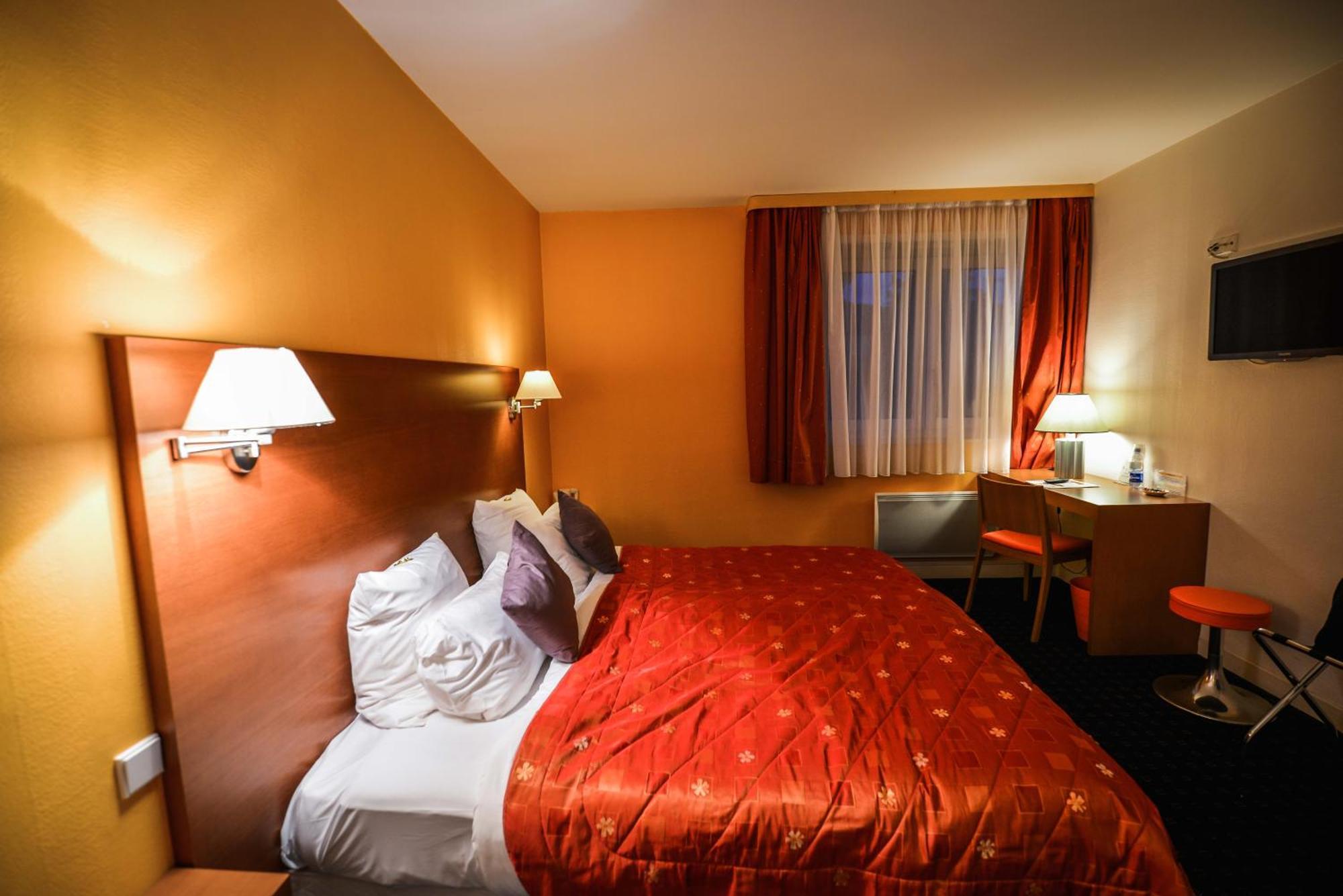 Hotel Restaurant Logis La Palette Wettolsheim ภายนอก รูปภาพ