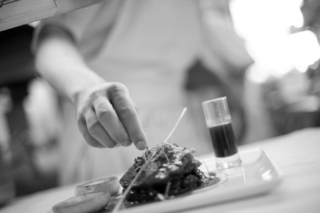 Hotel Restaurant Logis La Palette Wettolsheim ภายนอก รูปภาพ