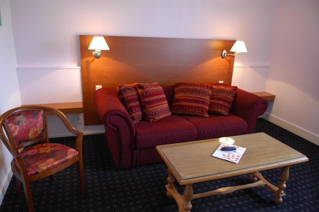 Hotel Restaurant Logis La Palette Wettolsheim ห้อง รูปภาพ